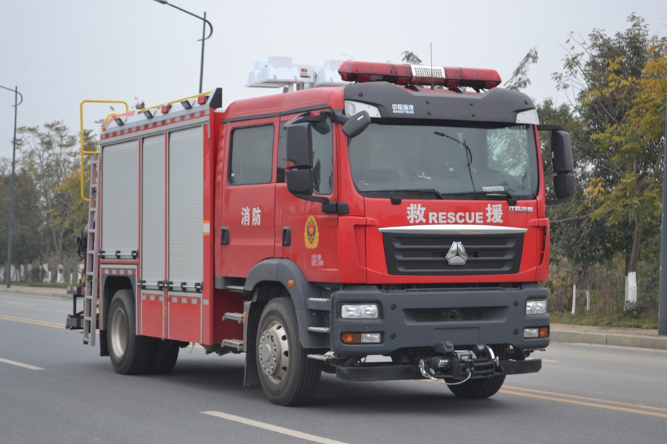 搶險(xiǎn)救援車(chē)